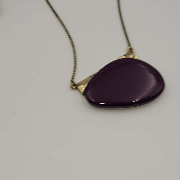 Fashionable Plum stone center chain and Pendant - Picture 4 of 6